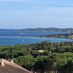 Avec Coin Nuit Sainte-Maxime